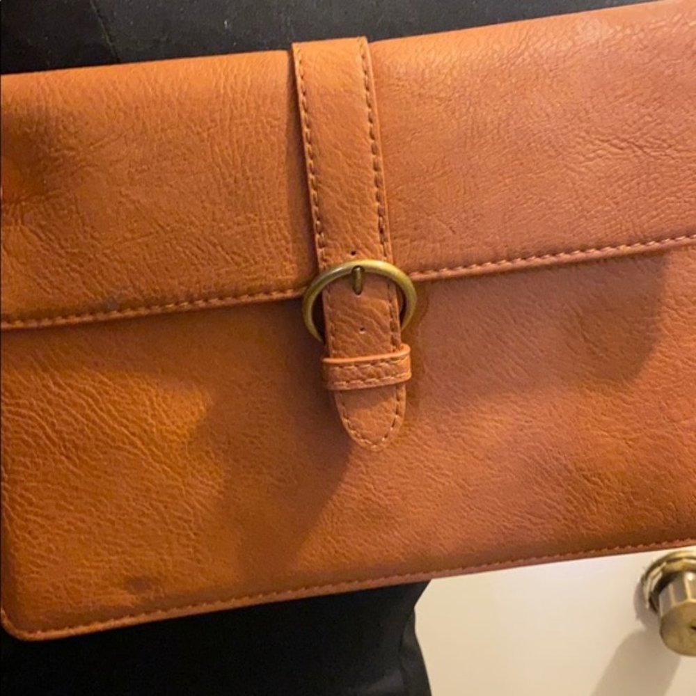 NWOT || Light Brown Clutch